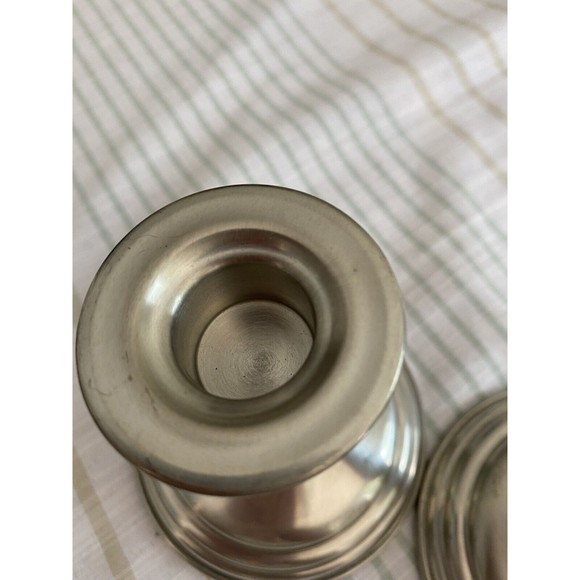 Pair of Reed & Barton Pewter Classically Designed Candlestick Holders P214 - Picture 4 of 10